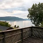 Fjordhytte-3 In Traumhafter Lage 100 Meter Vom Hardangerfjord, Motorboot Mietbar Aenes