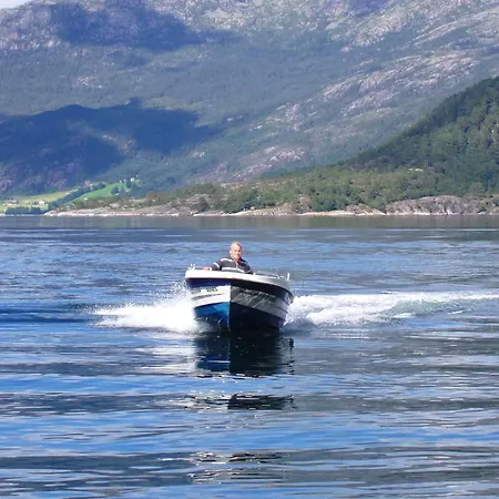 Fjordhytte-3 In Traumhafter Lage 100 Meter Vom Hardangerfjord, Motorboot Mietbar