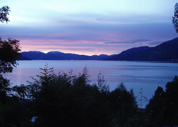 Fjordhytte-3 In Traumhafter Lage 100 Meter Vom Hardangerfjord, Motorboot Mietbar * Aenes