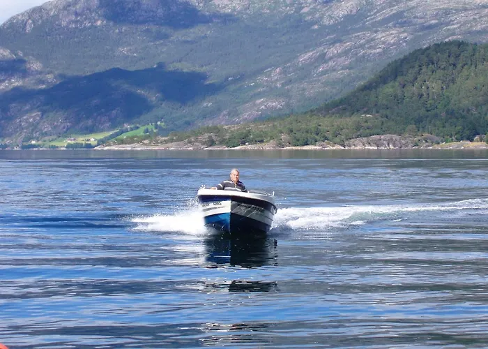 Fjordhytte-3 In Traumhafter Lage 100 Meter Vom Hardangerfjord, Motorboot Mietbar